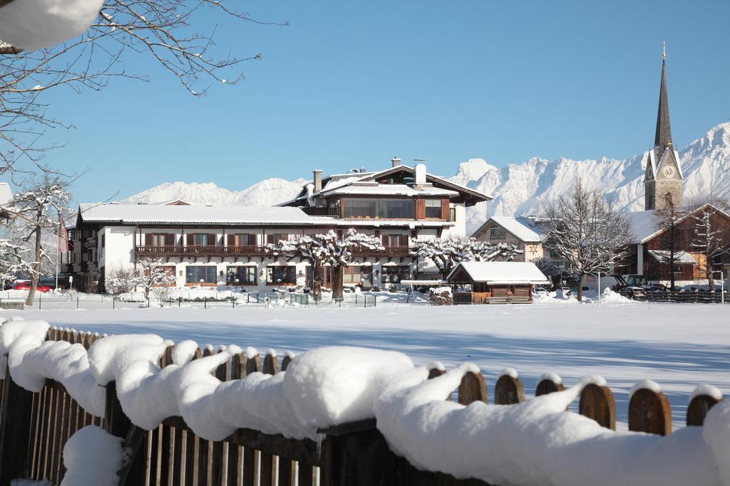 Gasthof Zur Post ไมส์โฮเฟิน ภายนอก รูปภาพ